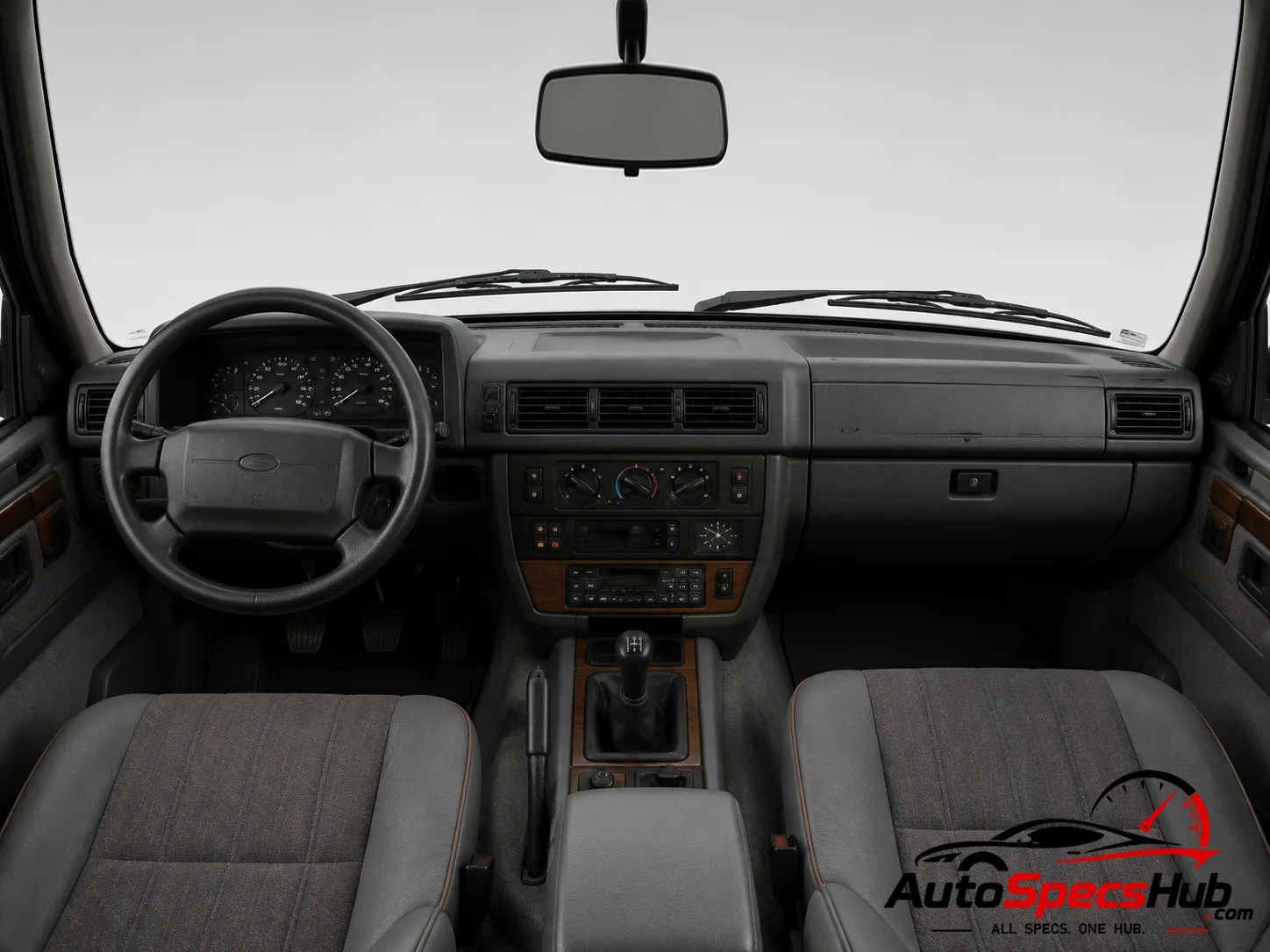 1994 Land Rover Range Rover 2.5 DT interior dashboard and front cabin with gray cloth seats