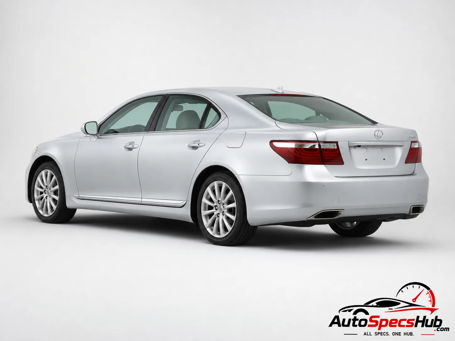 Lexus LS 460 rear three-quarter view