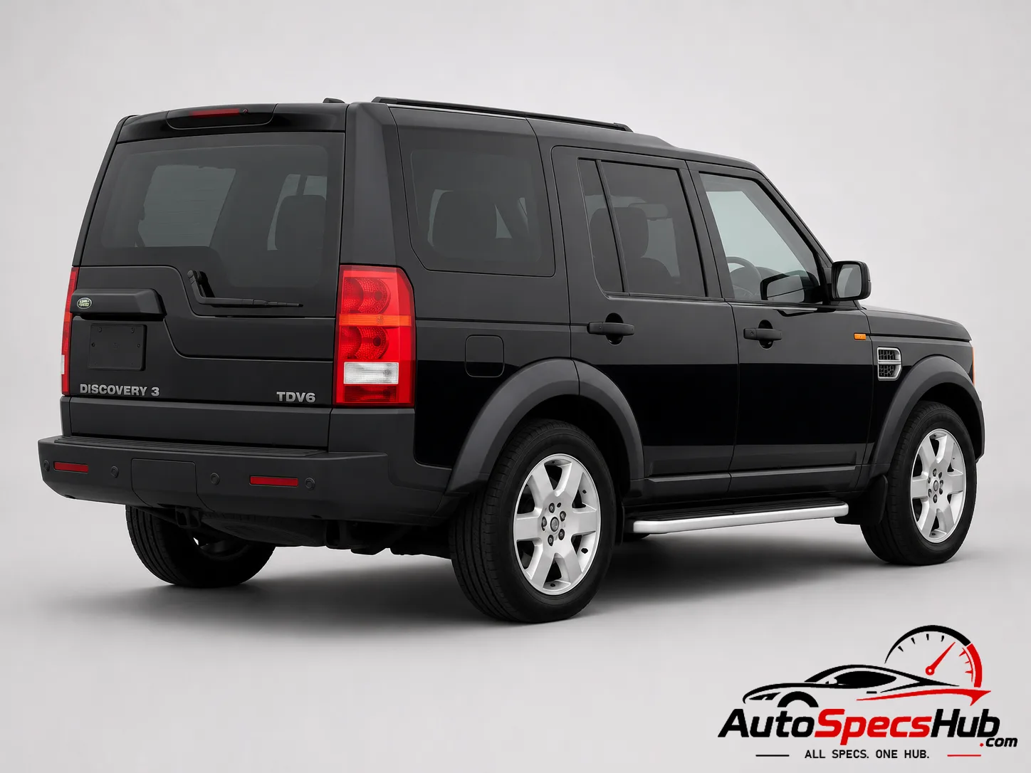 2005 Land Rover Discovery TDV6 rear three-quarter view