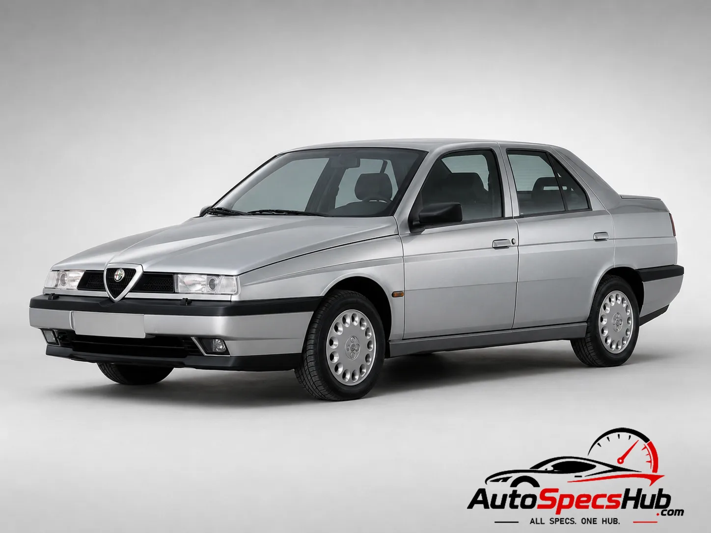 1992 Alfa Romeo 155 Q4 front three-quarter view