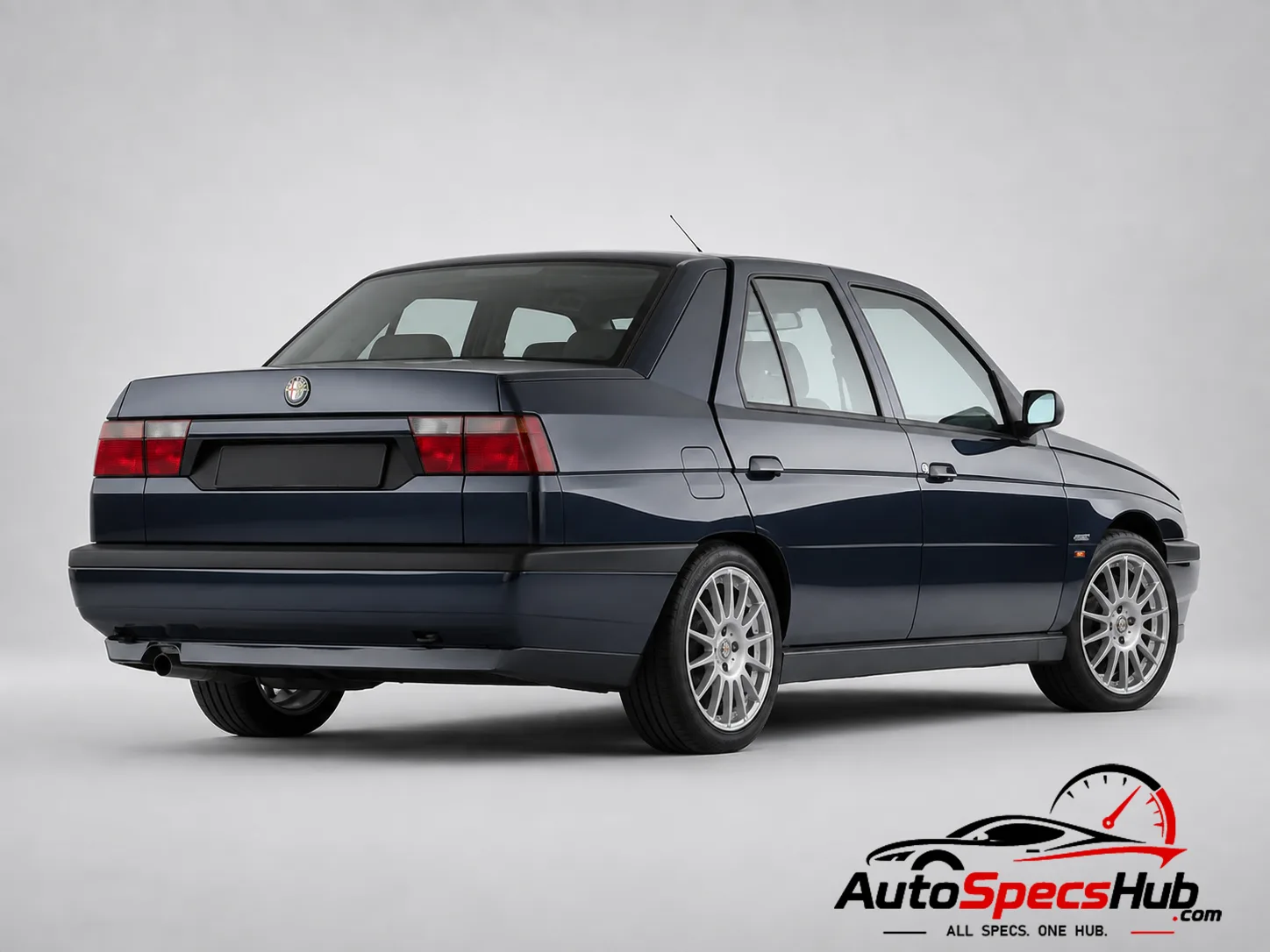 1995 Alfa Romeo 155 2.0 Twin Spark 16V rear three-quarter view
