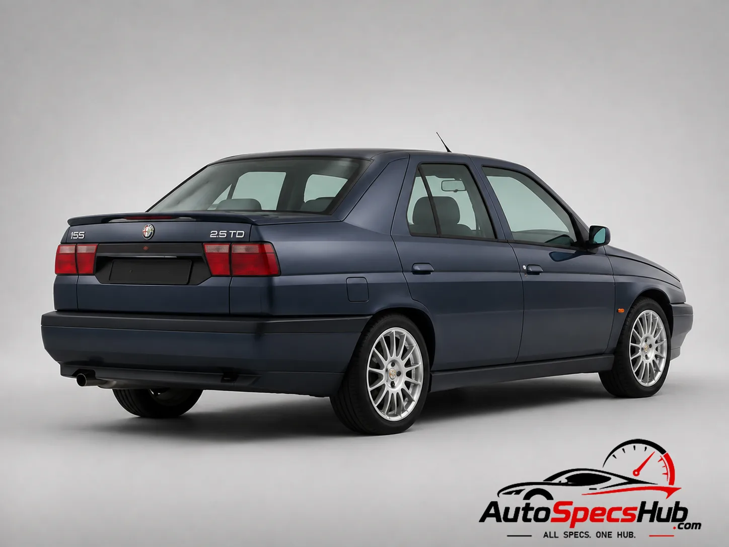 1993 Alfa Romeo 155 2.5 TD rear three-quarter view