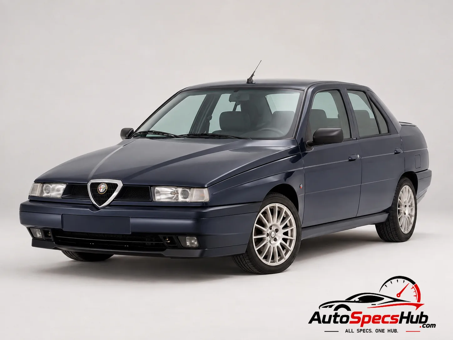 1993 Alfa Romeo 155 1.9 TD front three-quarter view