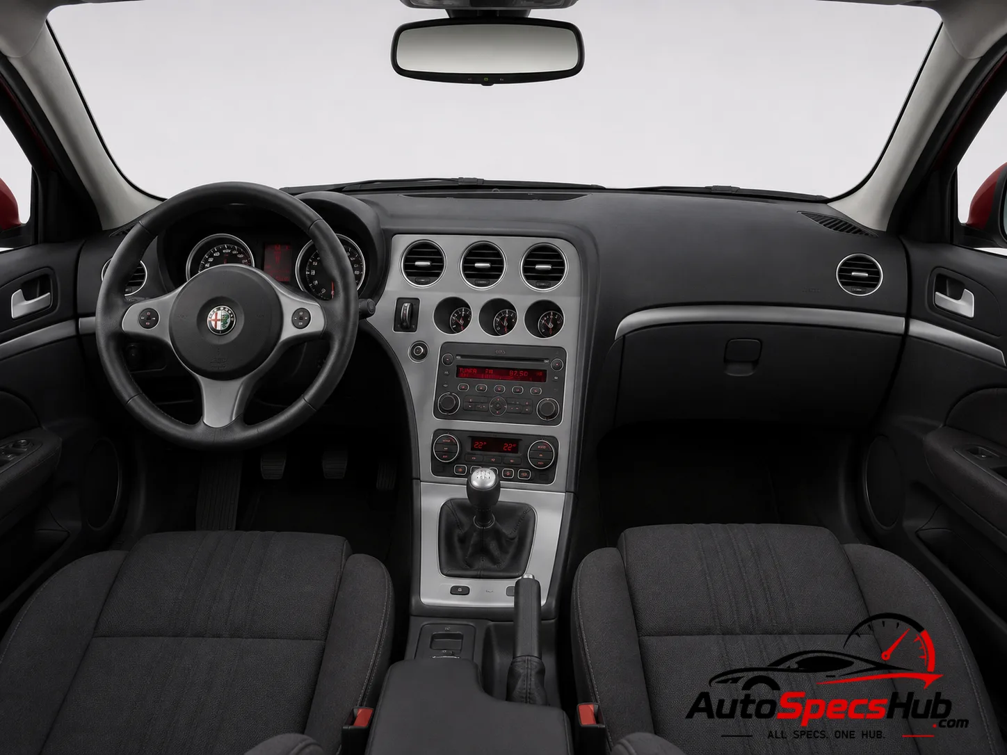 2005 Alfa Romeo 159 2.4 JTDM 20v interior dashboard and front cabin