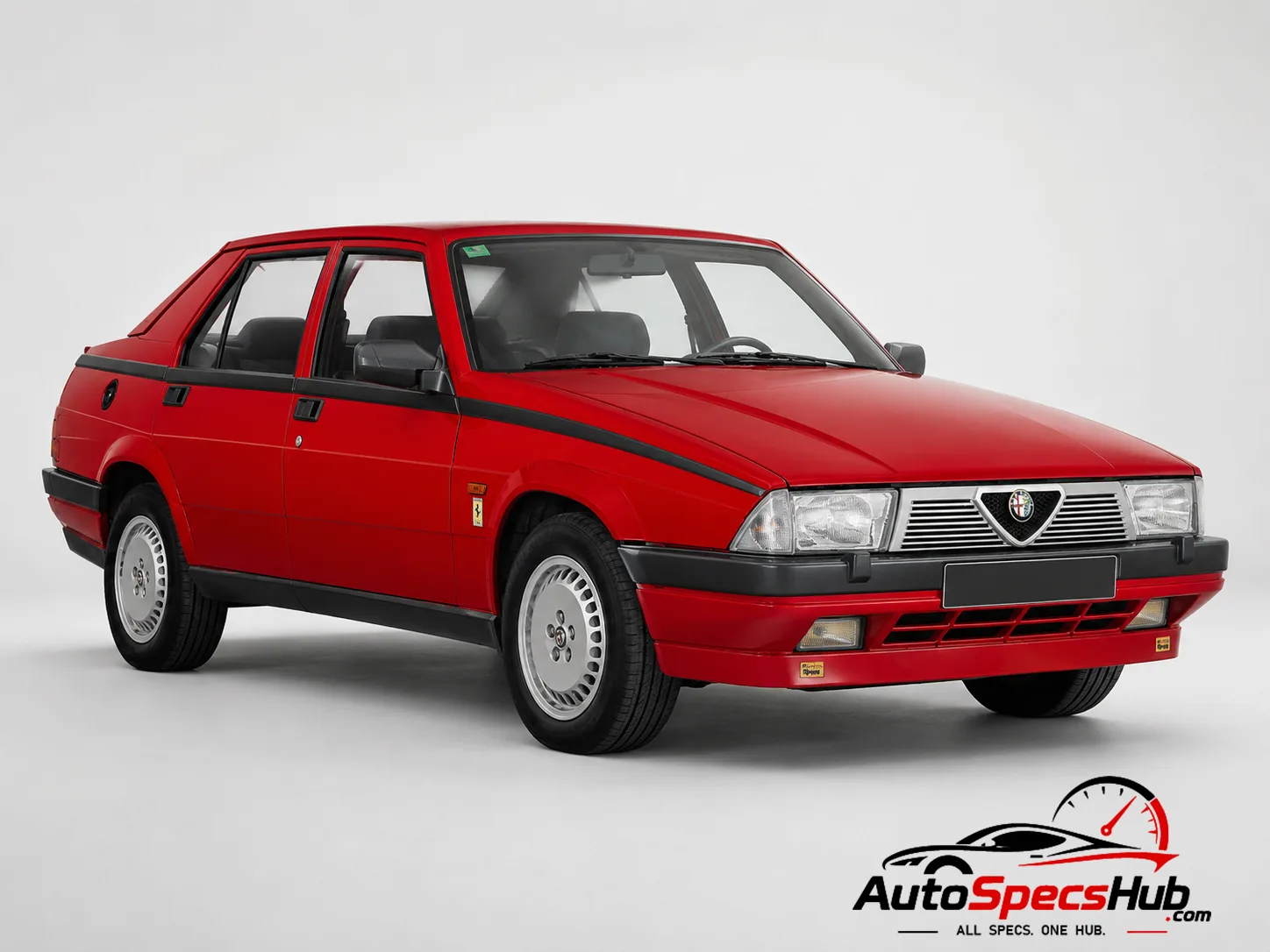 1989 Alfa Romeo 33 Sport Wagon 1.7 QV front three-quarter view