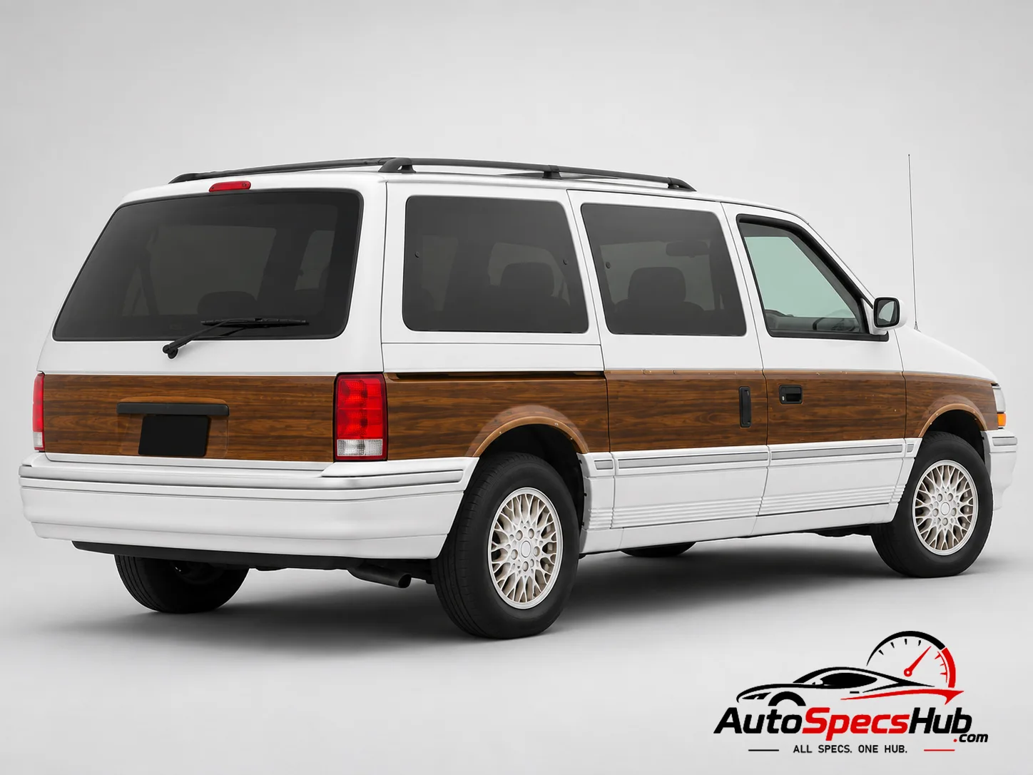 1991 Chrysler Grand Voyager 3.3 rear three-quarter view
