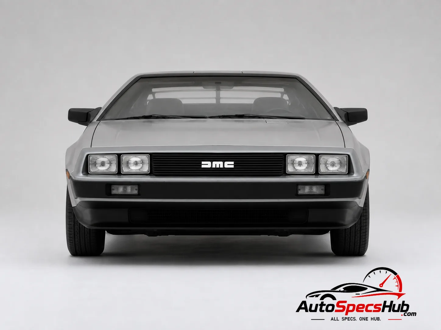 1981 DMC DeLorean DMC-12 front view