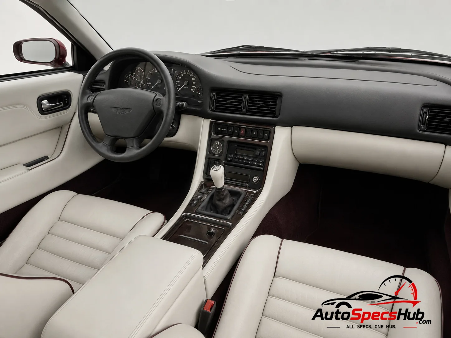 1992 Aston Martin Virage Coupé interior dashboard and front cabin