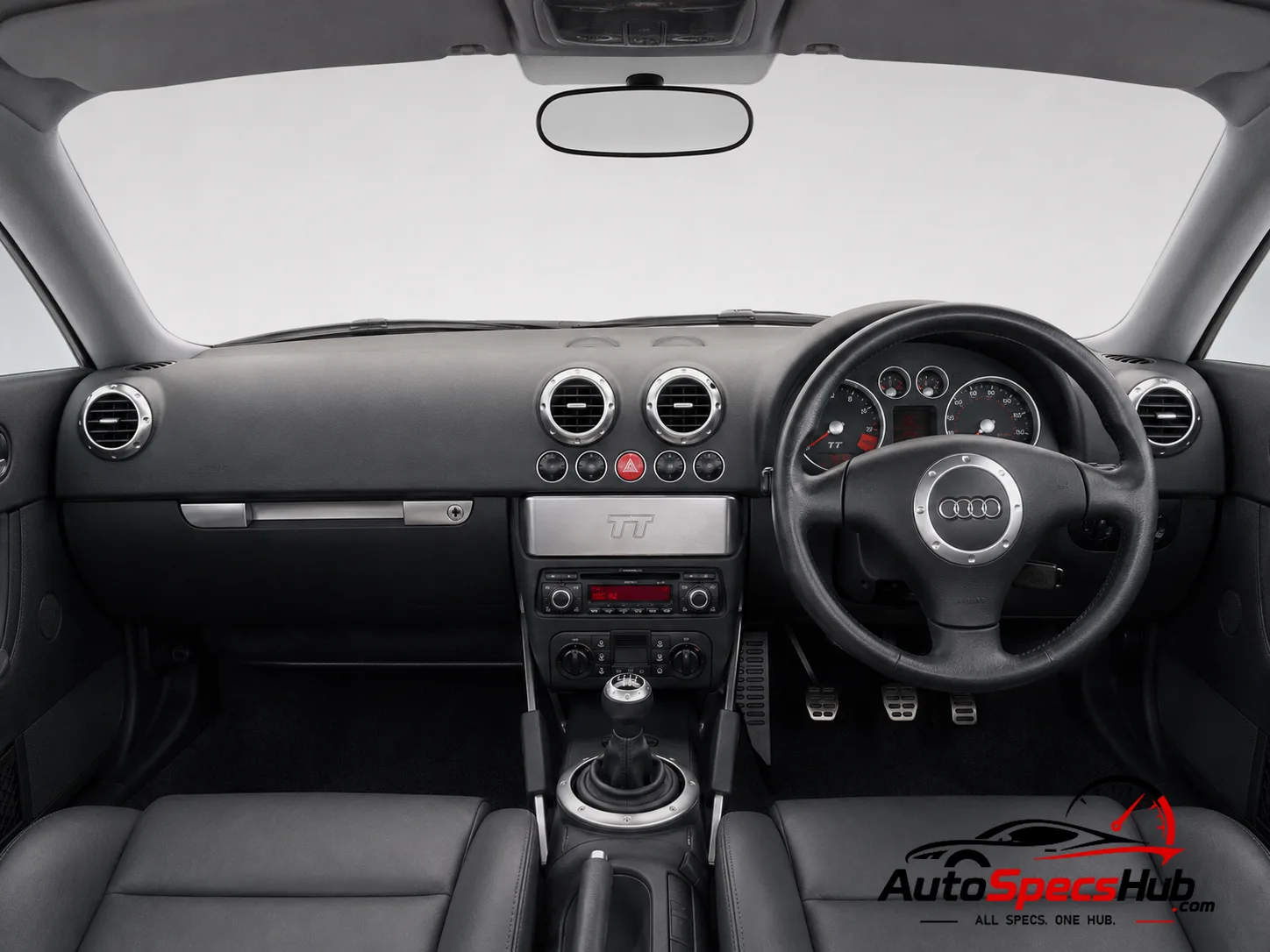 2005 Audi TT Coupé 1.8 T quattro 180 interior dashboard and front cabin