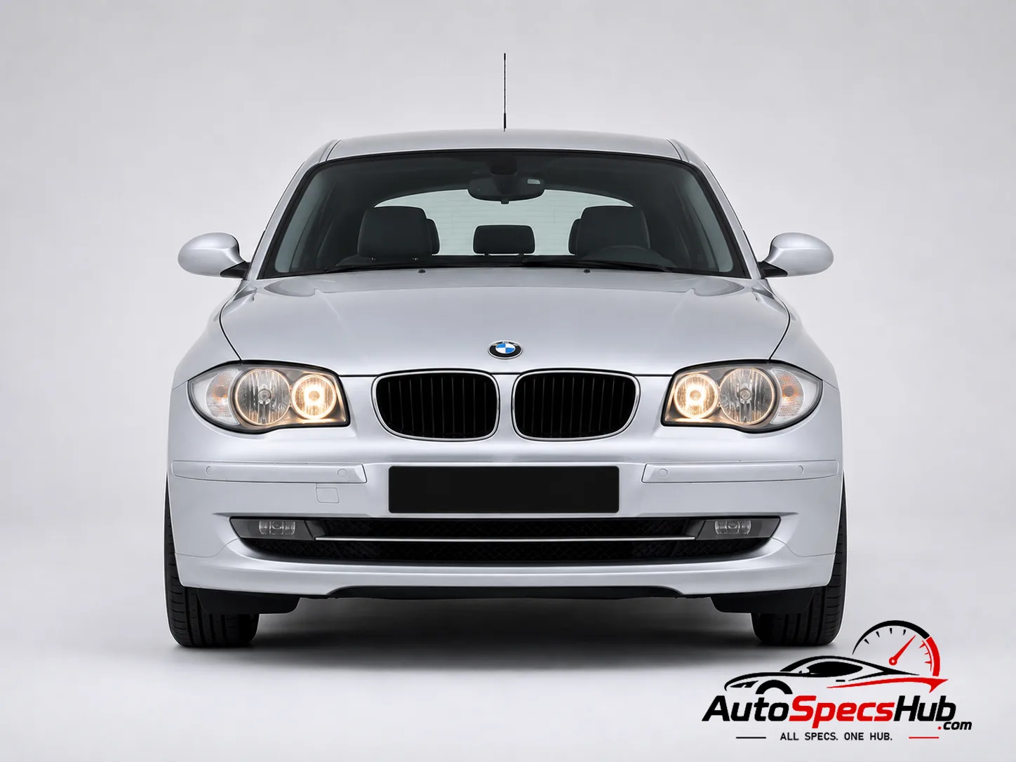 2004 BMW 116i front view