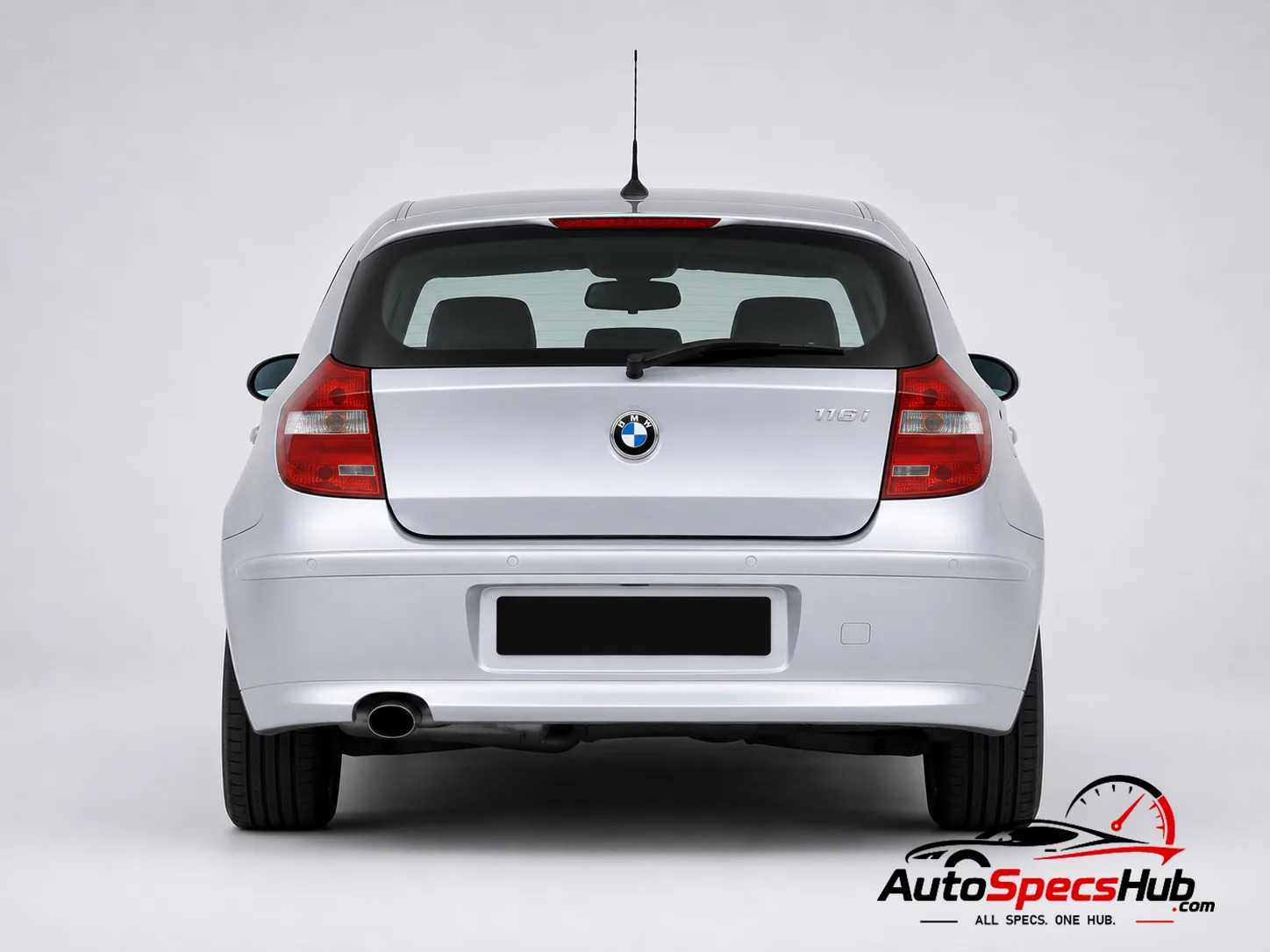 2004 BMW 116i rear view