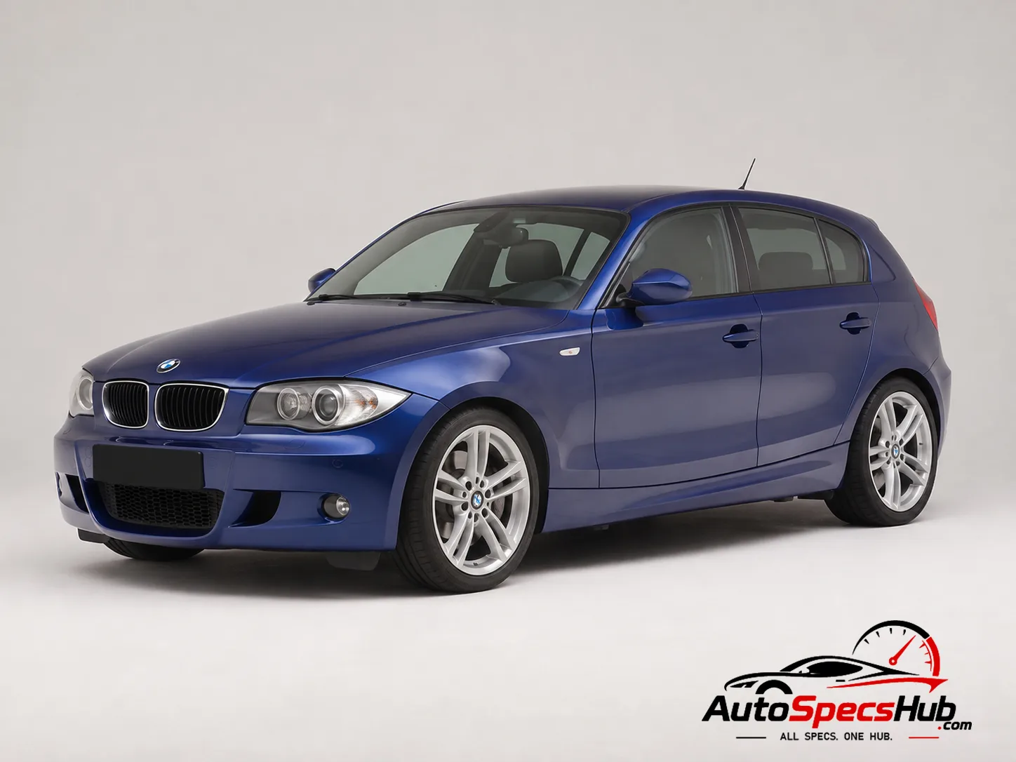 2005 BMW 130i front three-quarter view