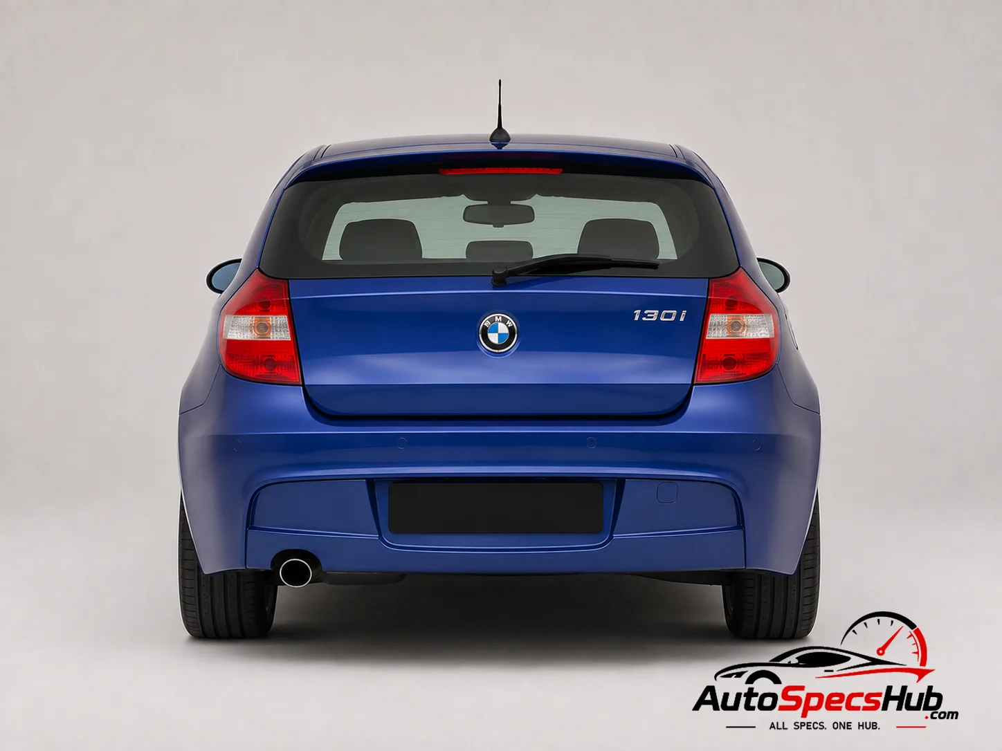 2005 BMW 130i rear view