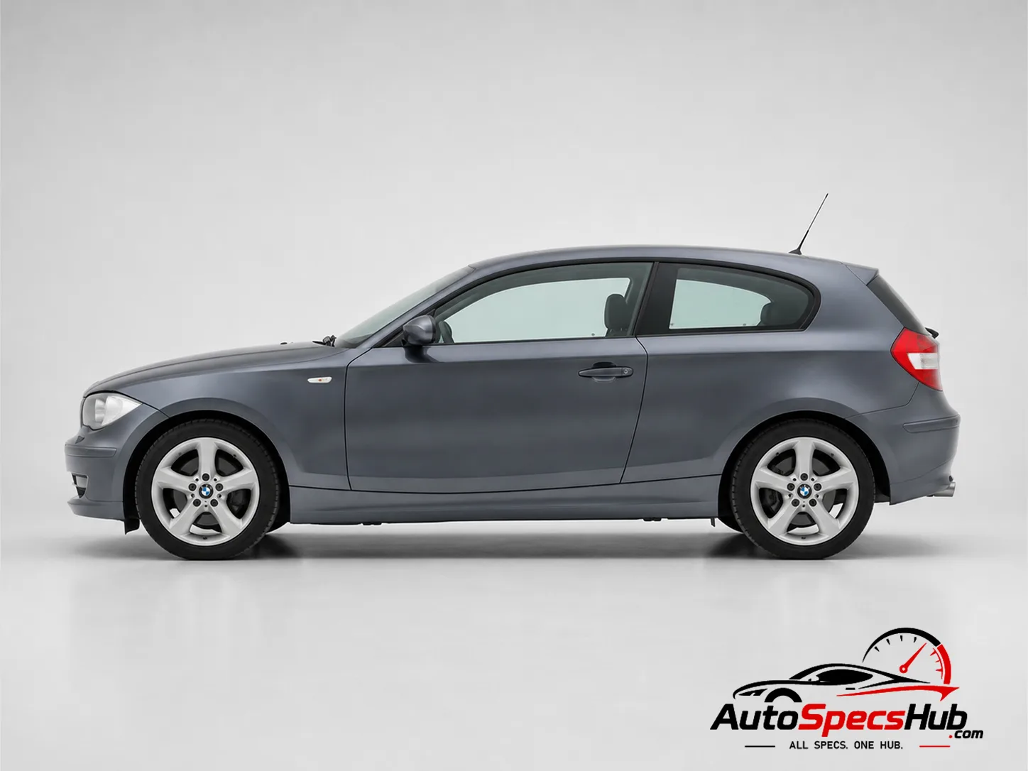 2007 BMW 130i side profile