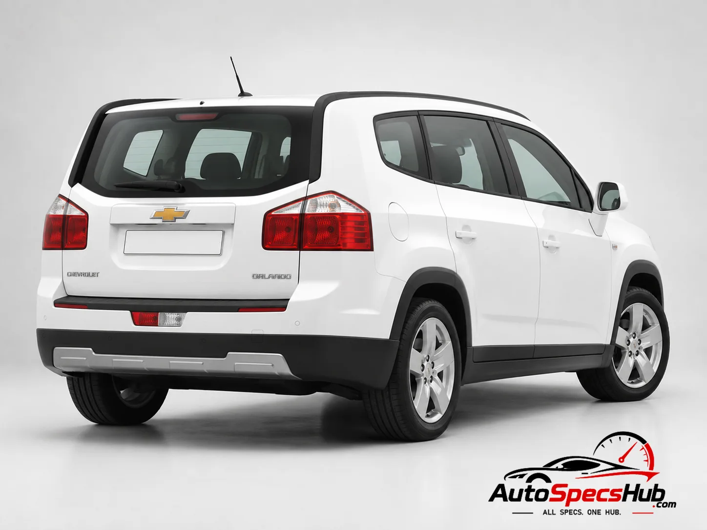 2011 Chevrolet Orlando 1.8 rear three-quarter view