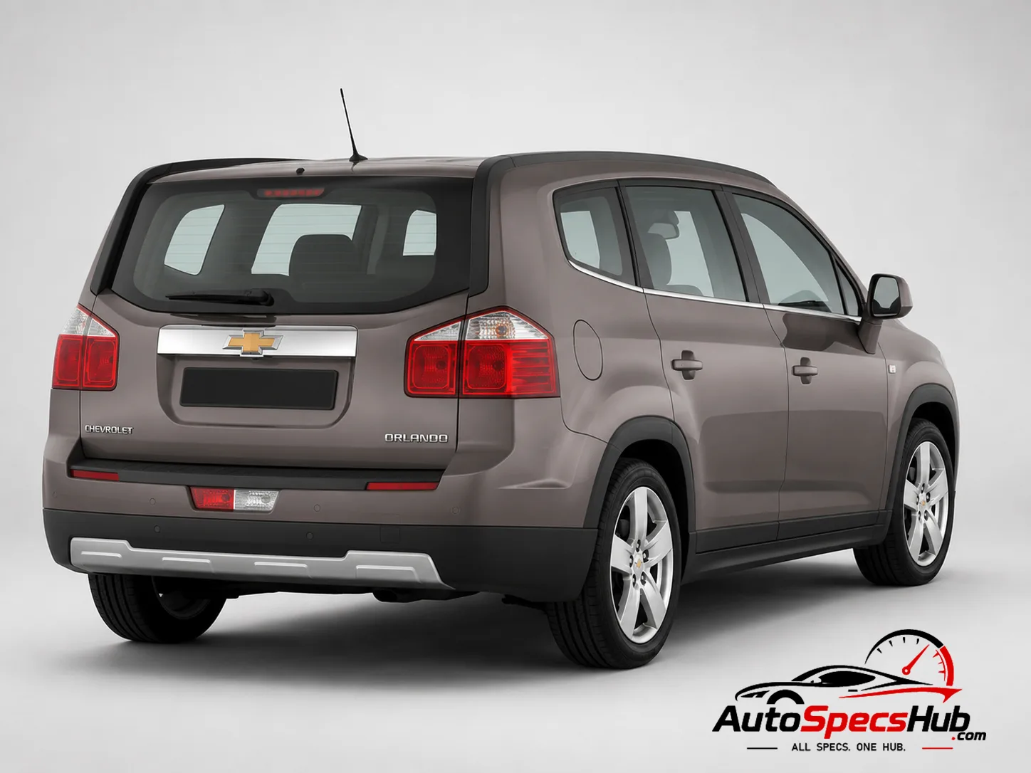 2013 Chevrolet Orlando 1.4 Turbo rear three-quarter view
