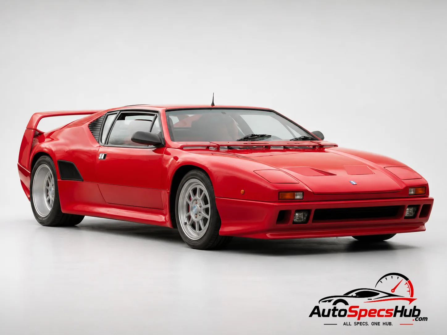 1990 De Tomaso Pantera SI front three-quarter view