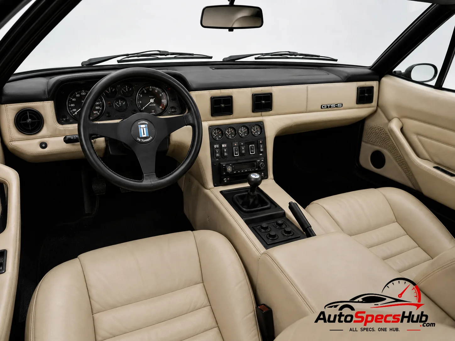 1980 De Tomaso Pantera GT5 interior dashboard and front cabin