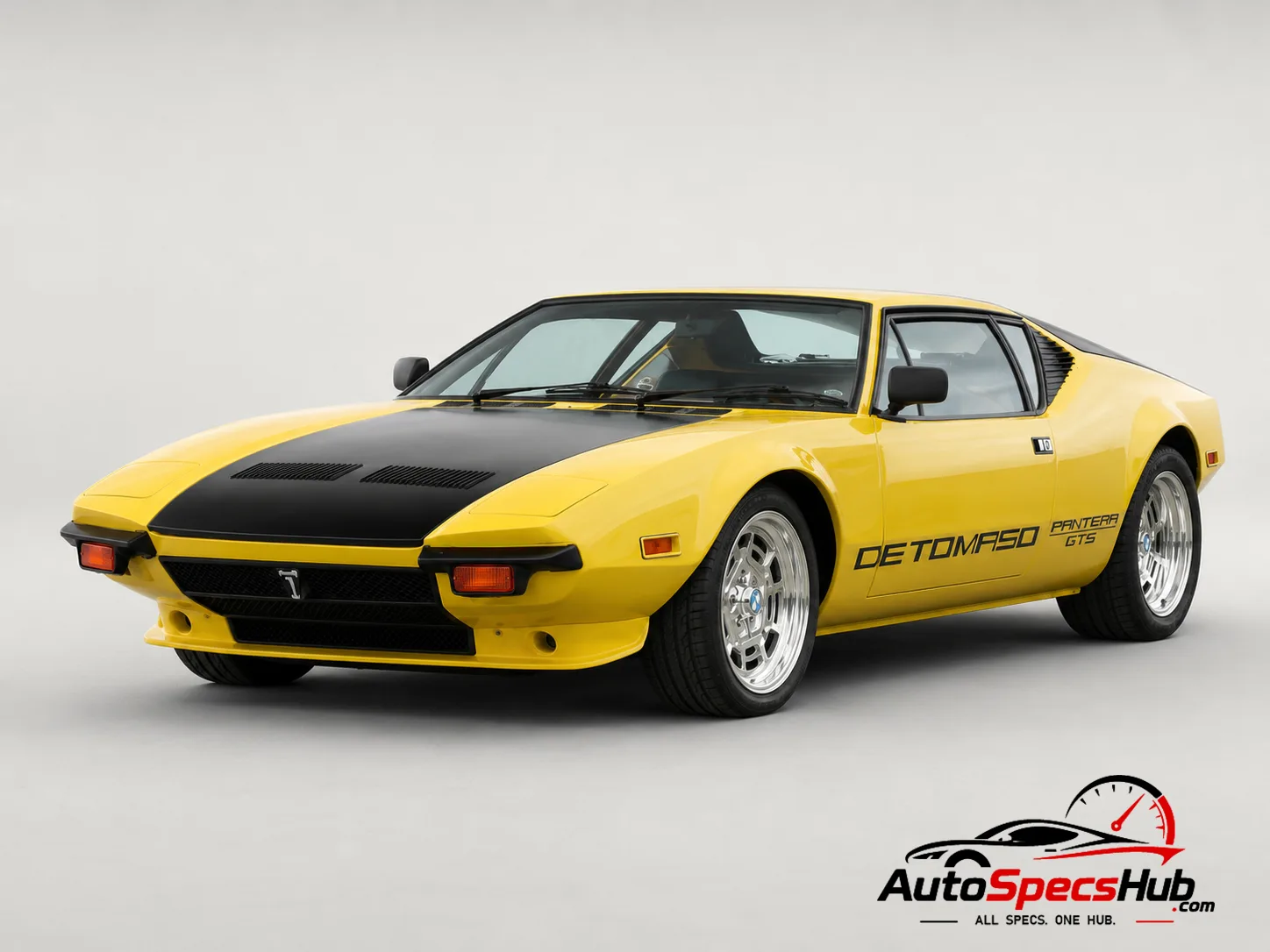 1972 De Tomaso Pantera GTS front three-quarter view