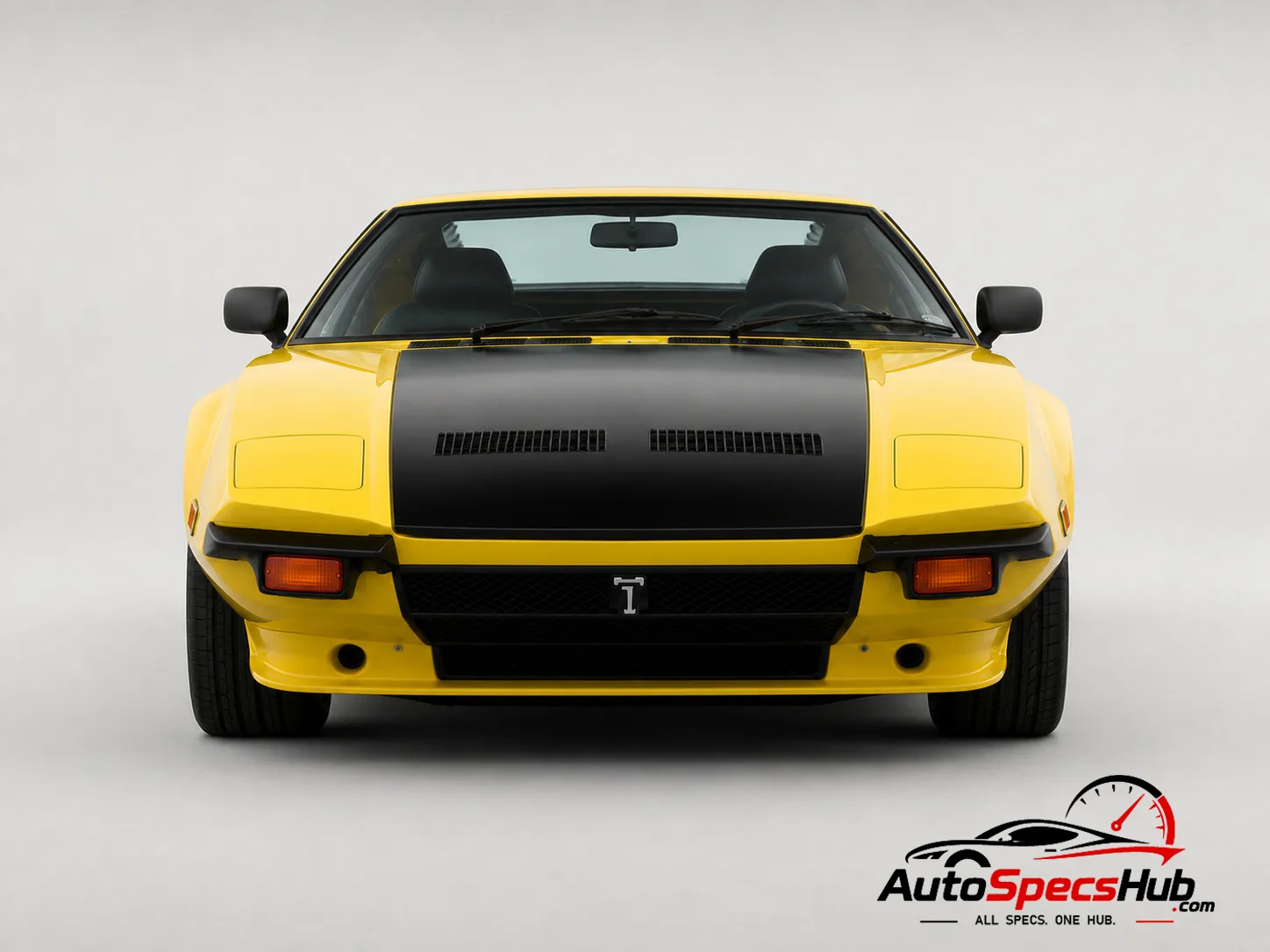 1972 De Tomaso Pantera GTS front view