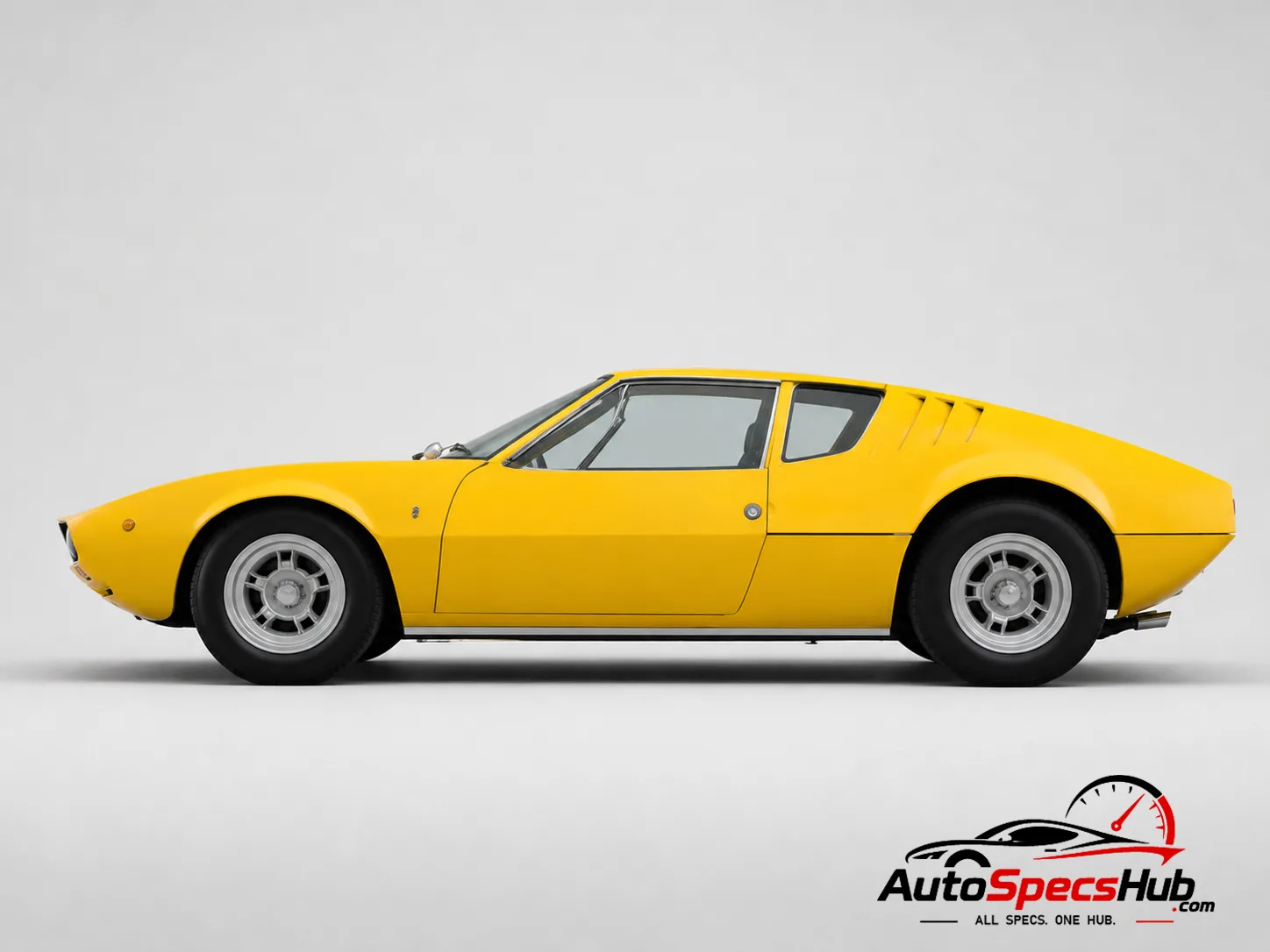 1967 De Tomaso Mangusta side profile