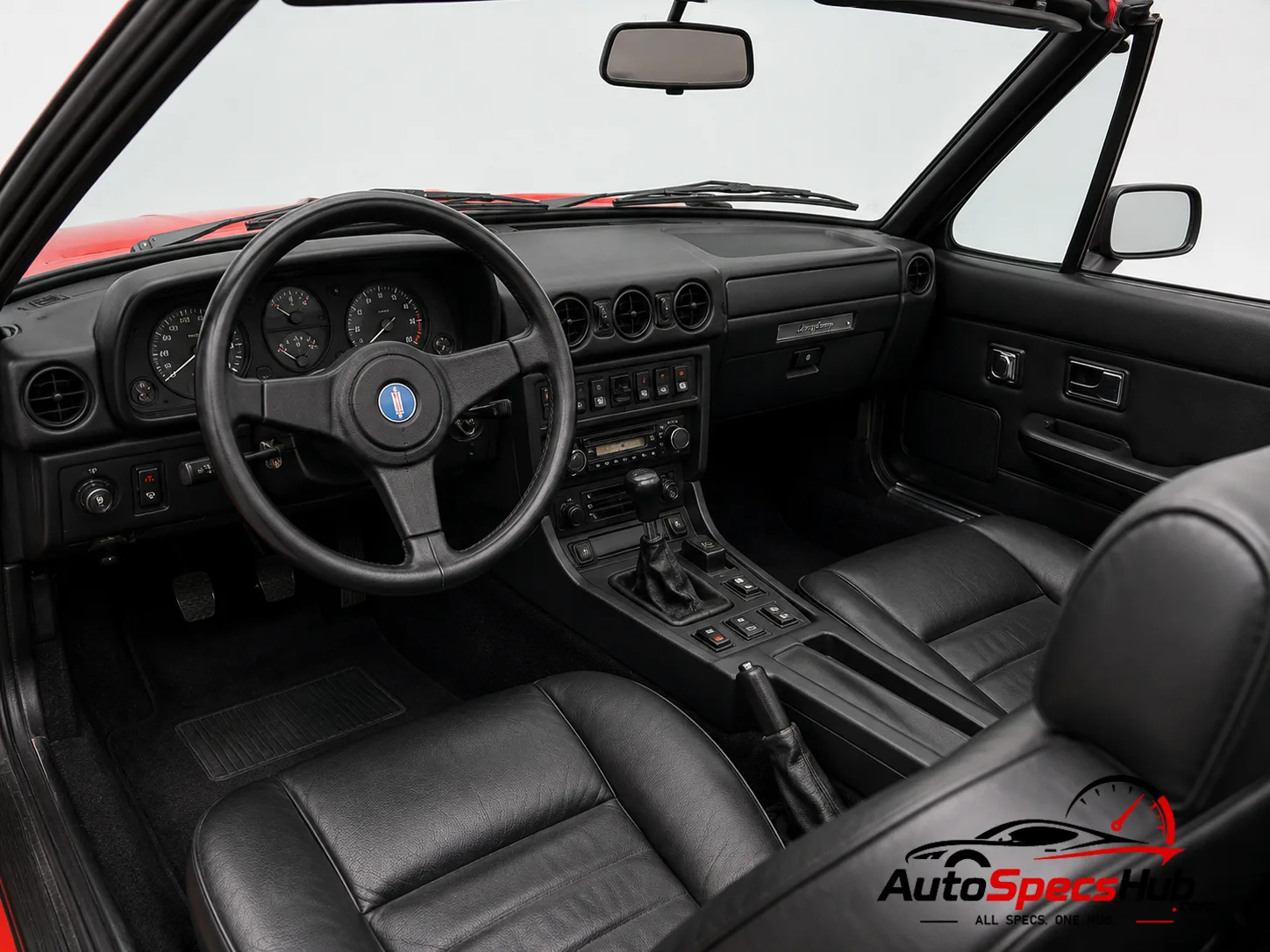 1980 De Tomaso Longchamp Spyder interior dashboard and front cabin