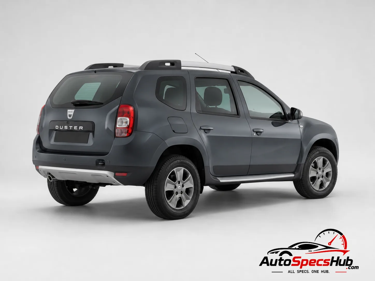 2015 Dacia Duster SCe 115 LPG S/S rear three-quarter view