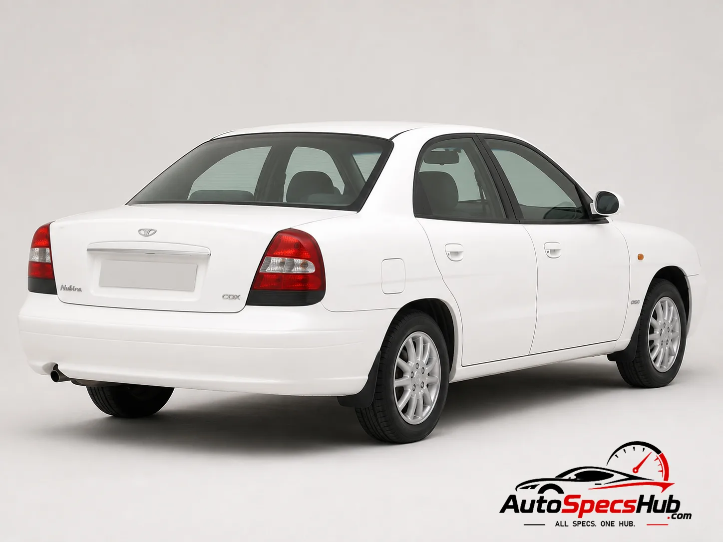 1999 Daewoo Nubira 1.6 SX rear three-quarter view