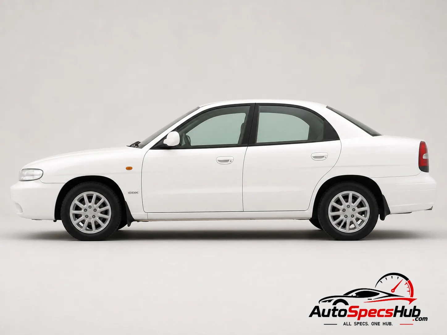 1999 Daewoo Nubira 1.6 SX side profile
