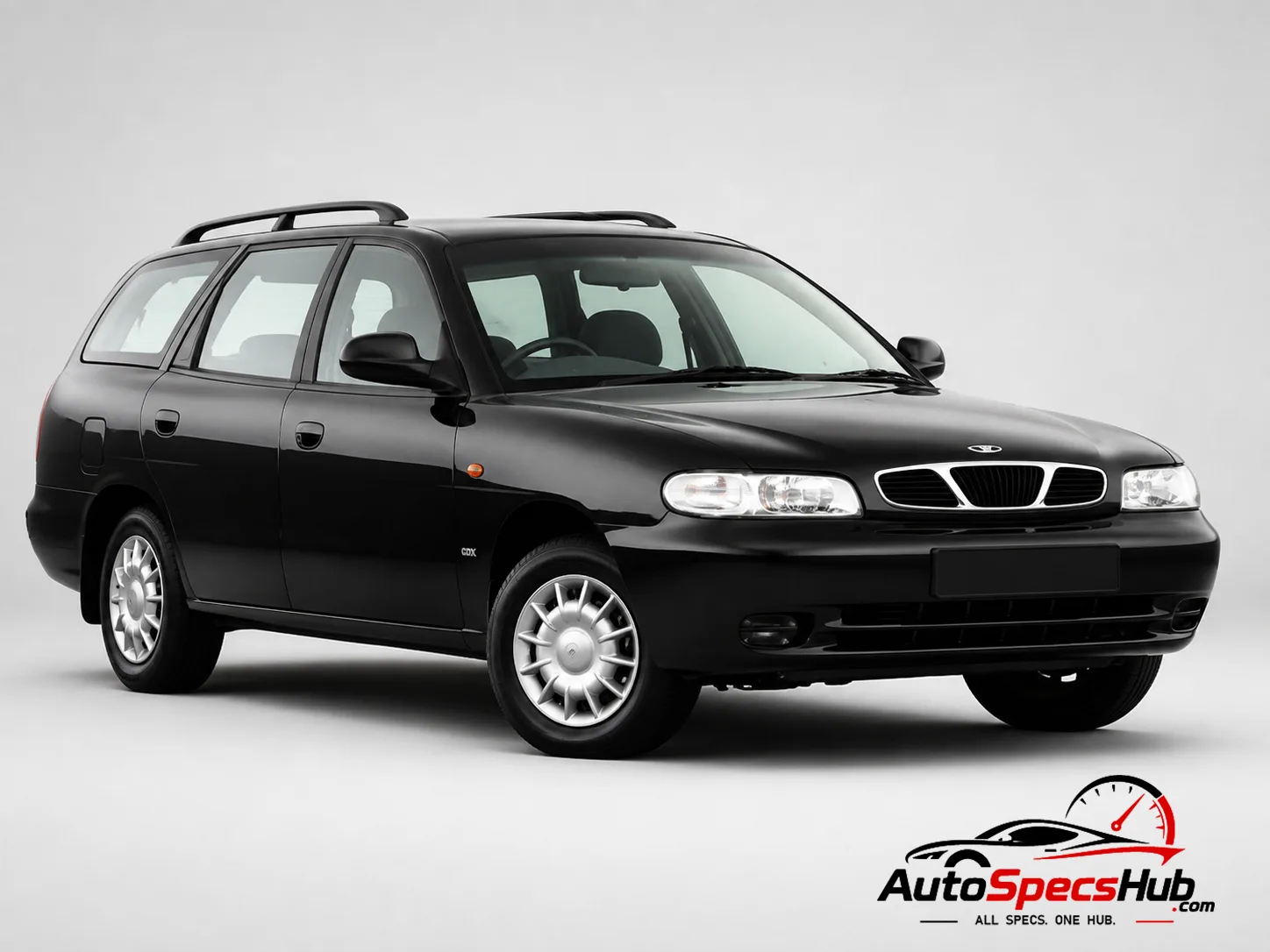 1997 Daewoo Nubira Wagon 2.0 CDX front three-quarter view