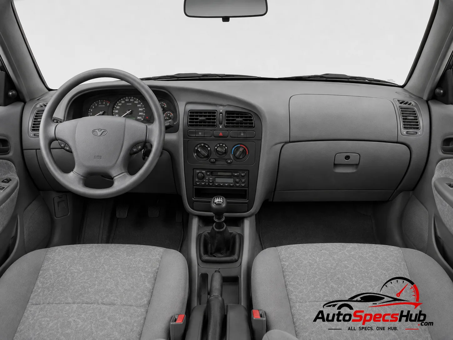 1999 Daewoo Nubira Wagon 1.6 SX interior dashboard and front cabin