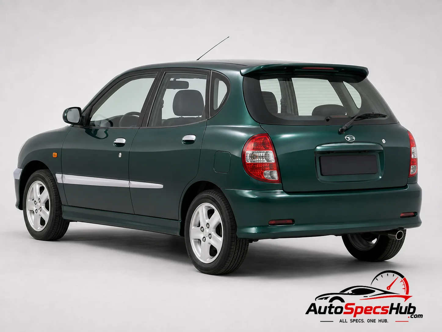 2001 Daihatsu Sirion 1.0 rear three-quarter view