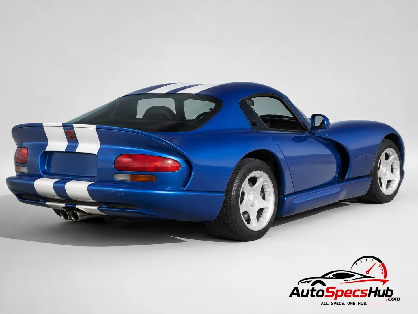1996 (SR II) Dodge Viper GTS rear three-quarter view