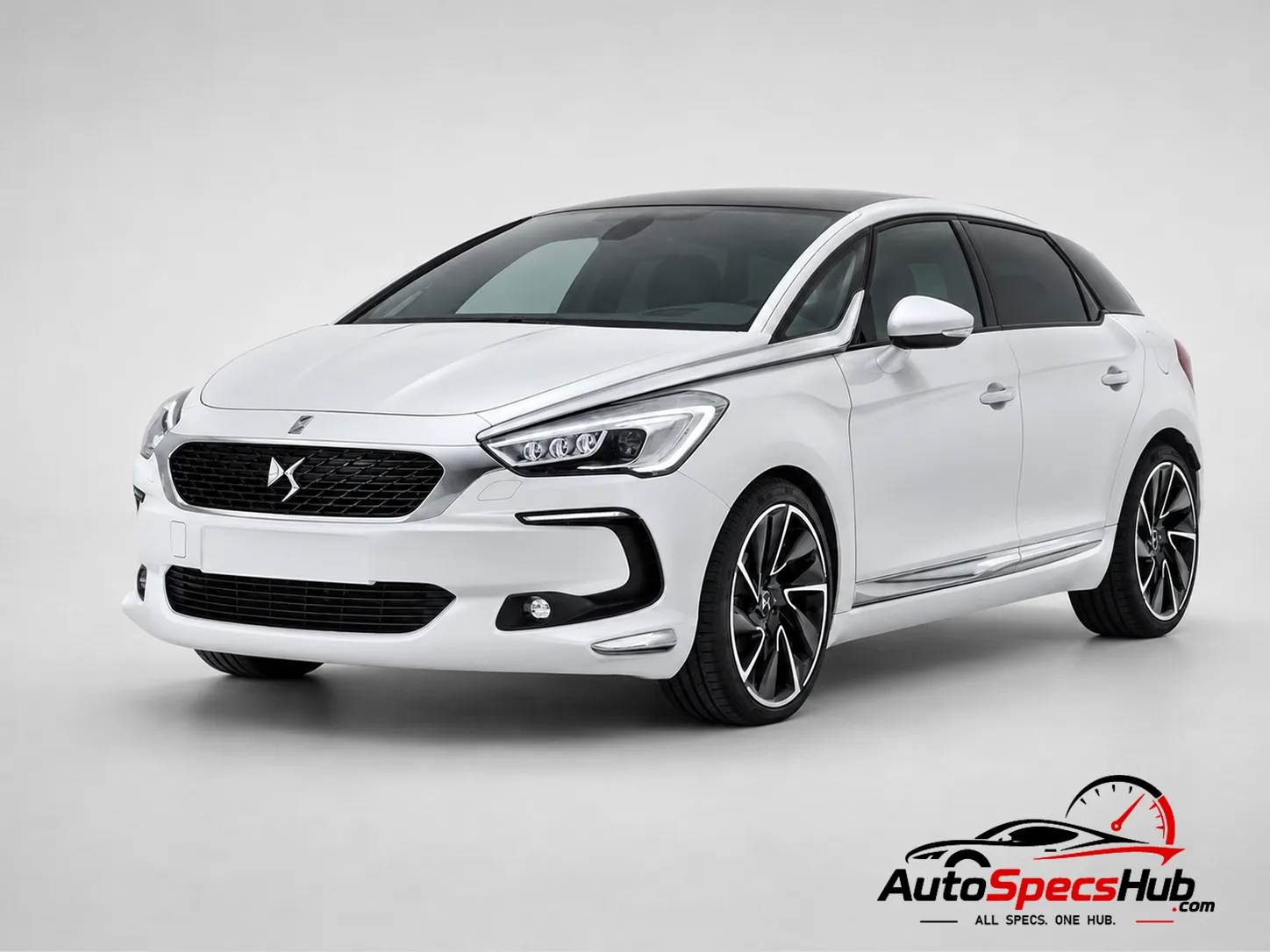 2015 DS DS 5 BlueHDi 150 front three-quarter view