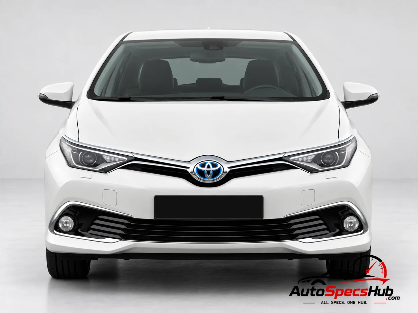 2015 Toyota Auris 1.8 Hybrid front view