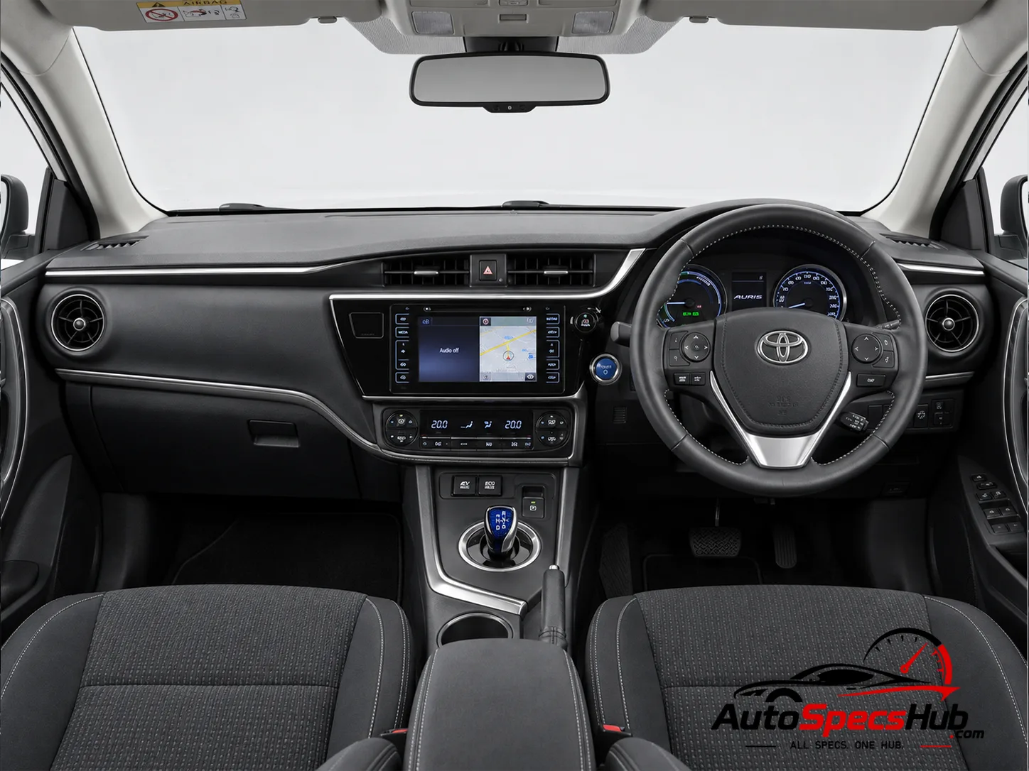 2015 Toyota Auris 1.8 Hybrid interior dashboard and front cabin