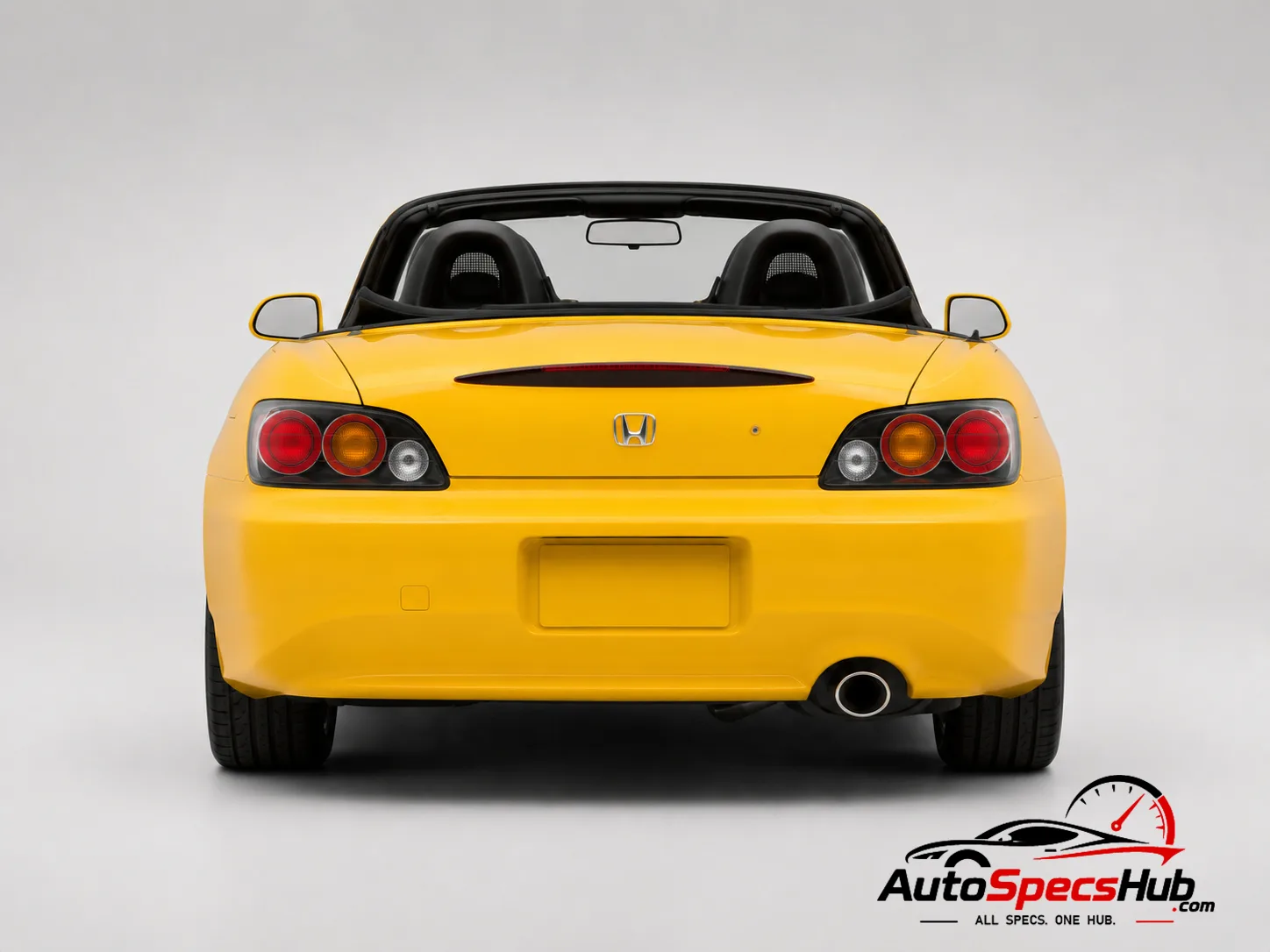 2004 (AP1) Honda S2000 (AP1 Facelift) rear view