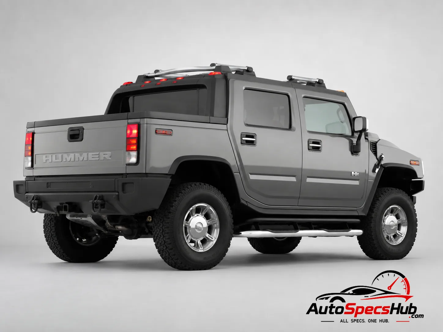 2005 Hummer H2 SUT rear three-quarter view