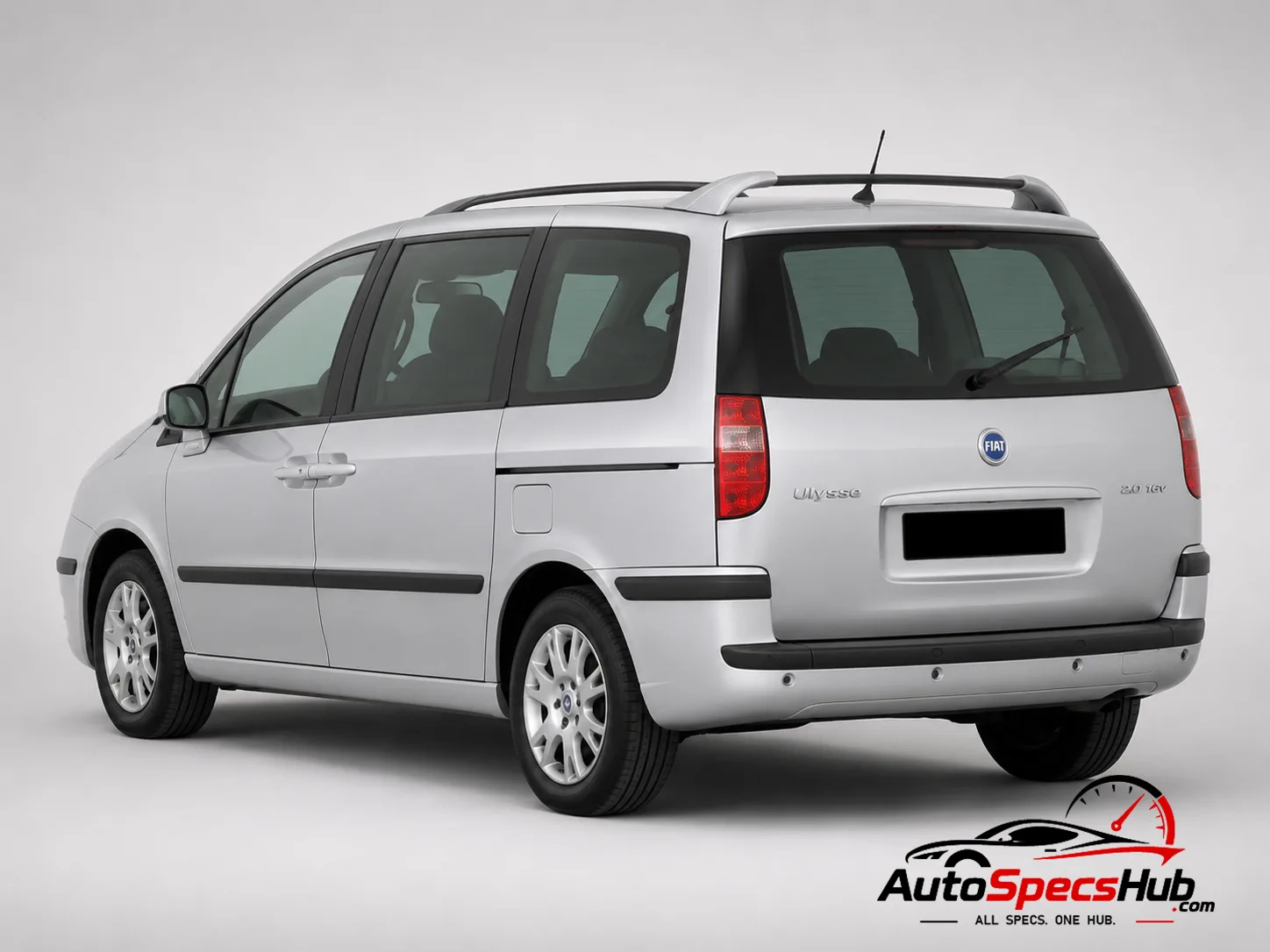 2002 Fiat Ulysse 2.0 16v rear three-quarter view