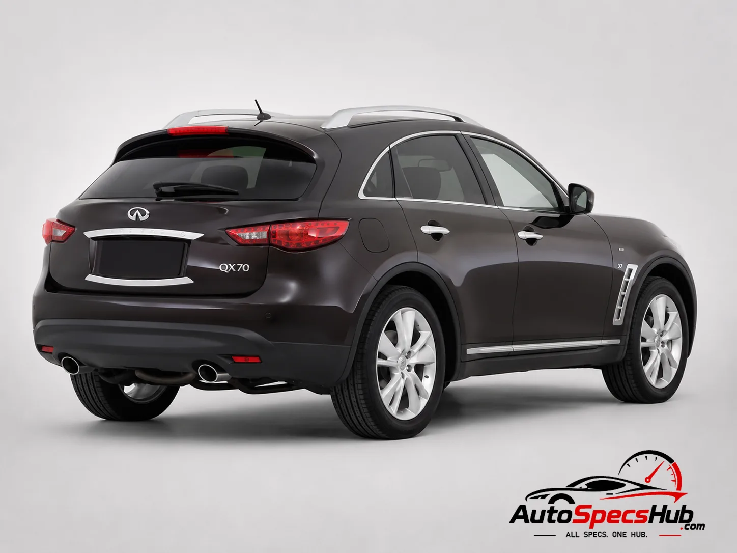 2013 (S51) Infiniti QX70 3.7 rear three-quarter view