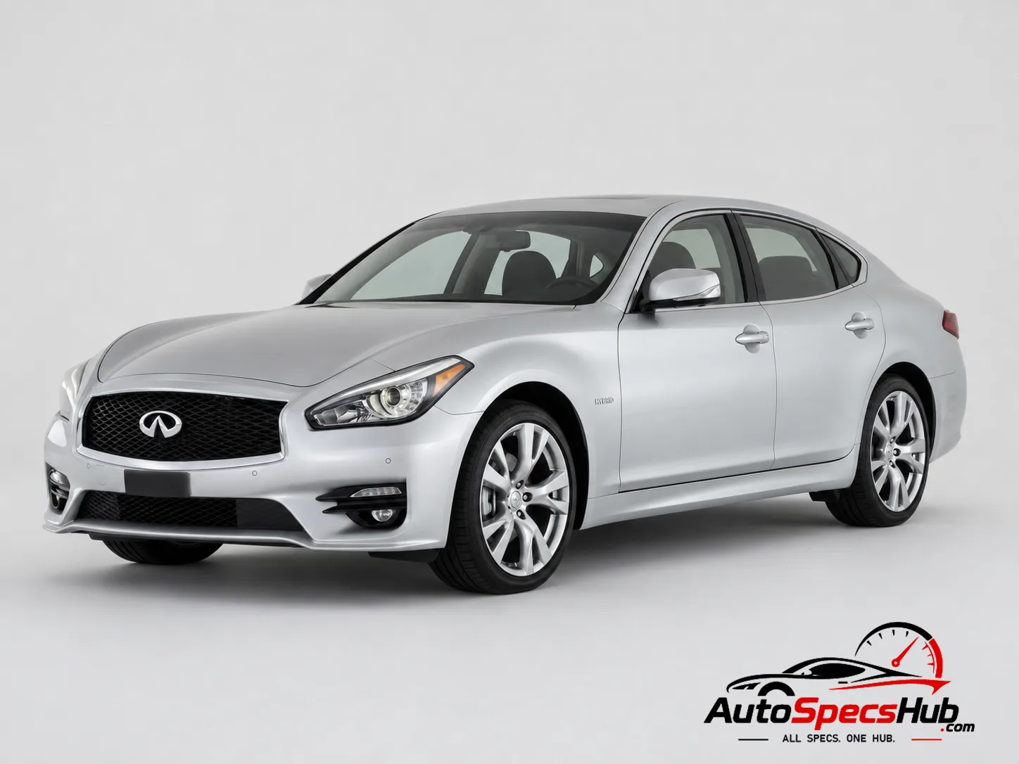 2014 (Y51) Infiniti Q70 Hybrid front three-quarter view