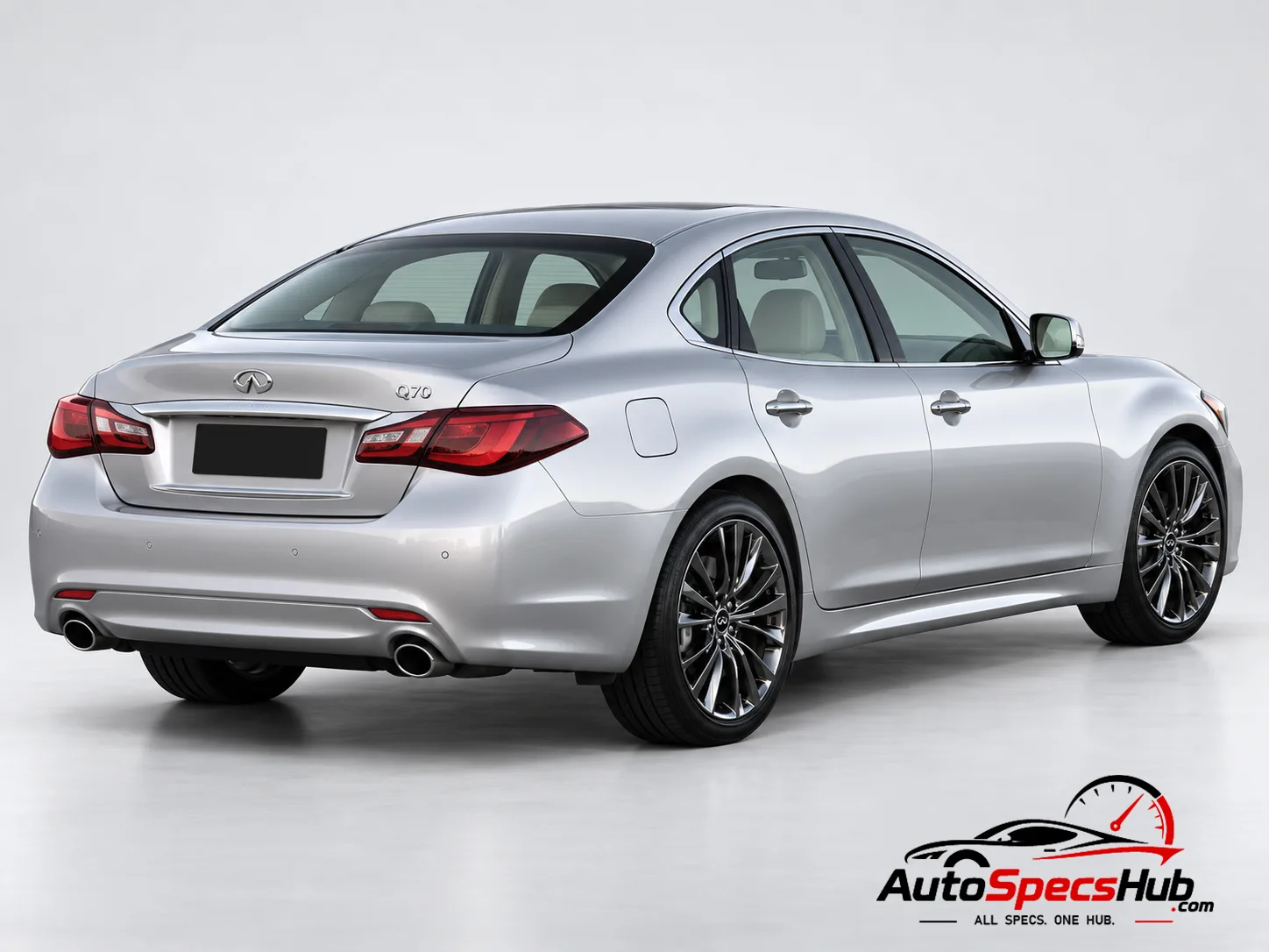 2014 (Y51) Infiniti Q70 3.0d rear three-quarter view