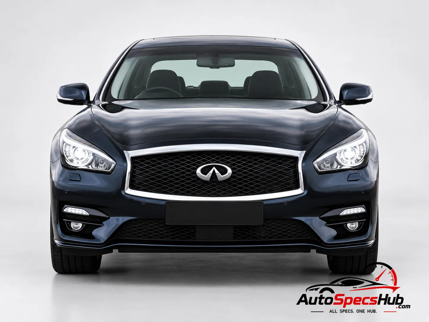 2015 (Y51) Infiniti Q70 2.2d front view