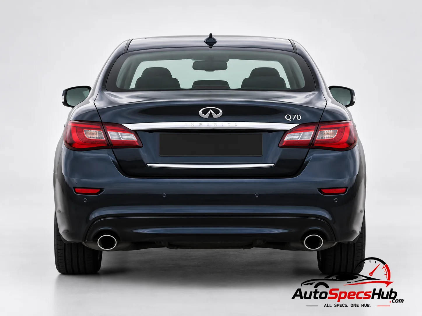 2015 (Y51) Infiniti Q70 2.2d rear view