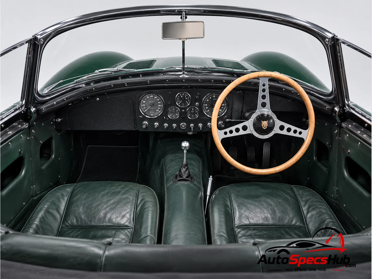 1957 Jaguar XK-SS interior cockpit and seats