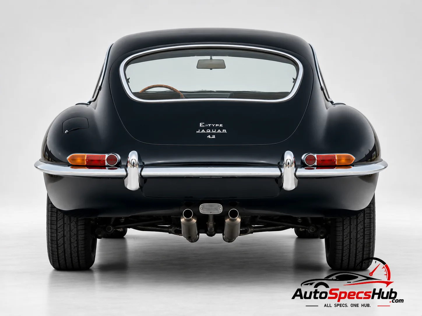 1966 (Series 1) Jaguar 4.2 XK-E 2+2 Coupe rear view