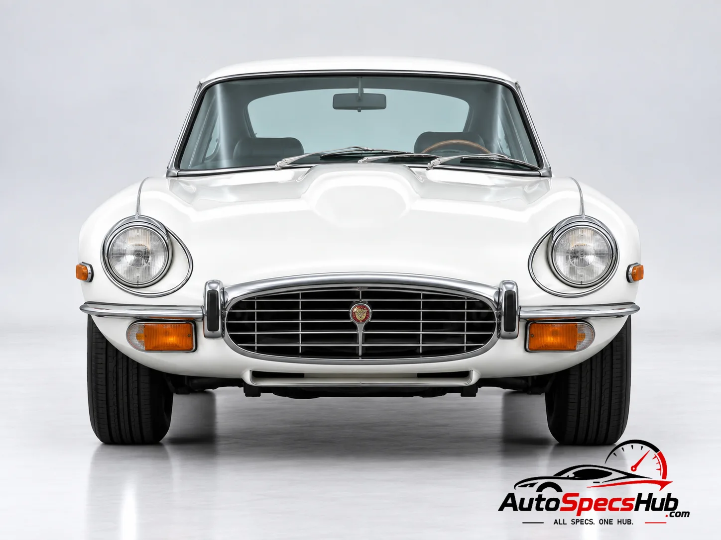 1971 Jaguar V-12 2+2 front view