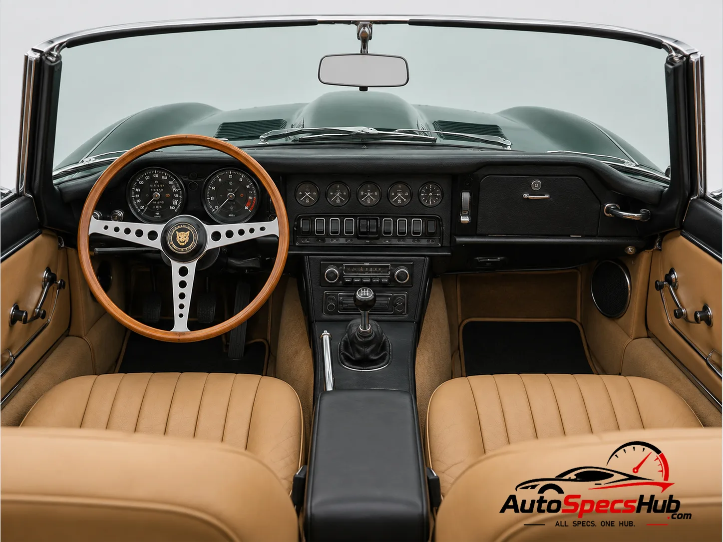 1971 Jaguar V-12 Convertible interior cockpit and seats
