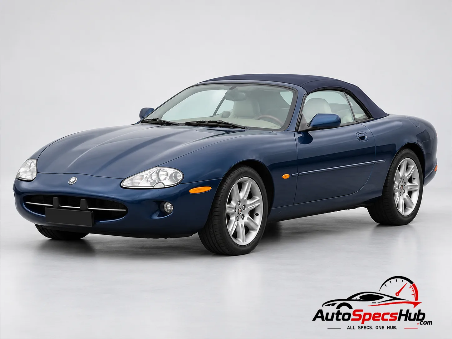 1996 (X100) Jaguar XK8 Cabrio front three-quarter view