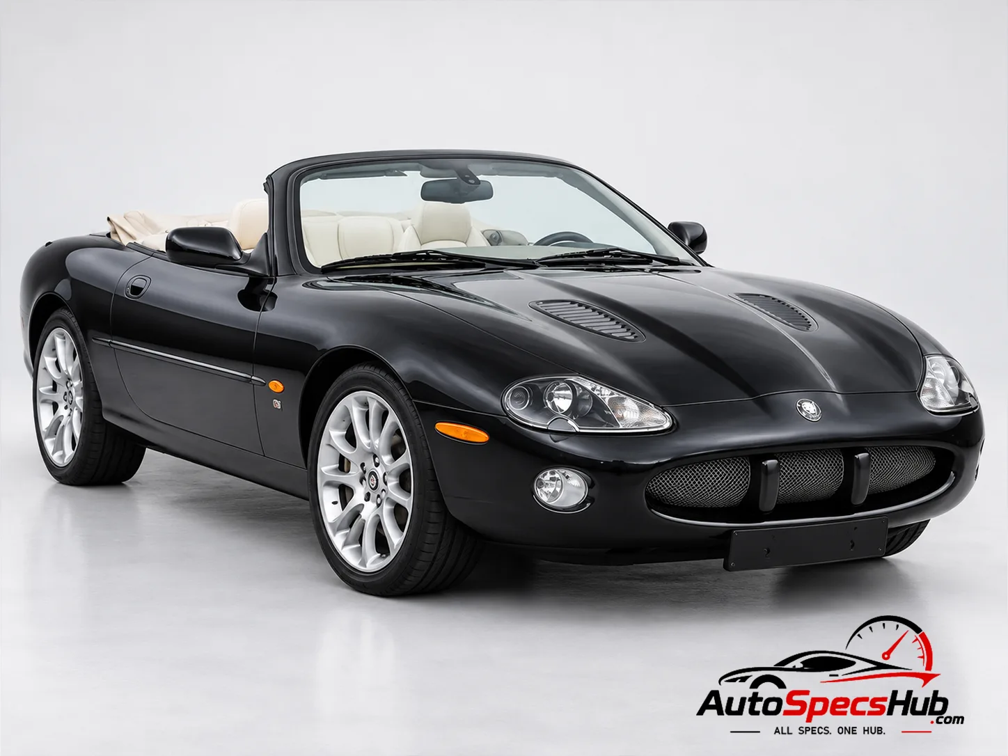 1998 (X100) Jaguar XKR Cabrio front three-quarter view